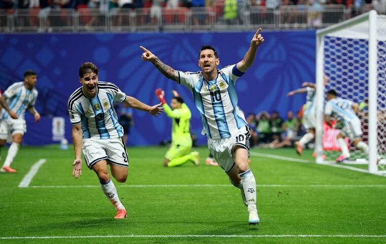 Argentina players celebrating a World Cup goal
